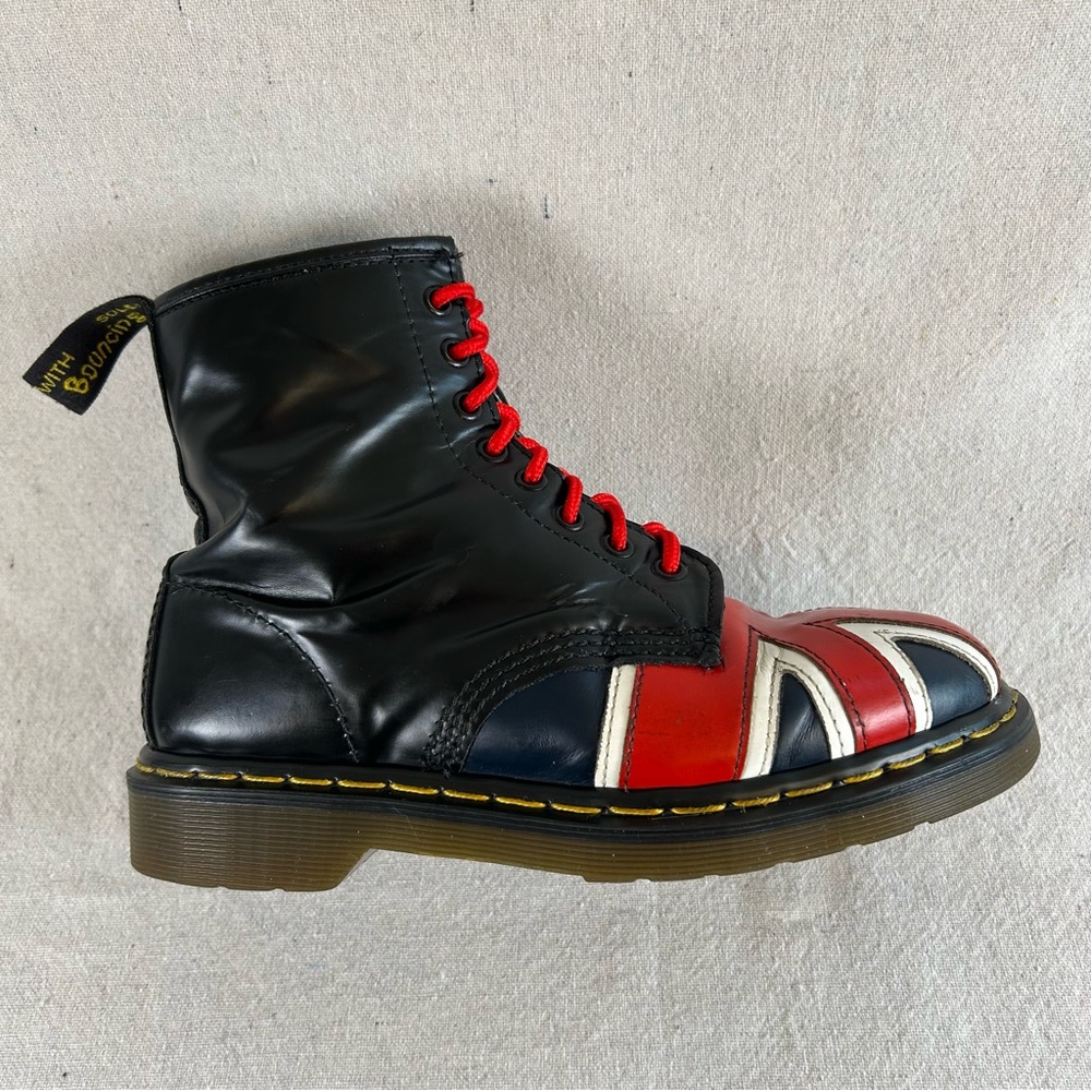 Dr. Martens 6UK (8US Women) Black VINTAGE UNION JACK Boots Made in England - Picture 10 of 16